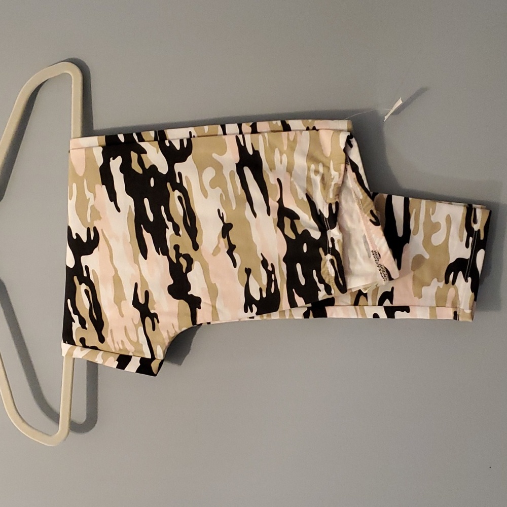 Large Camo leggings